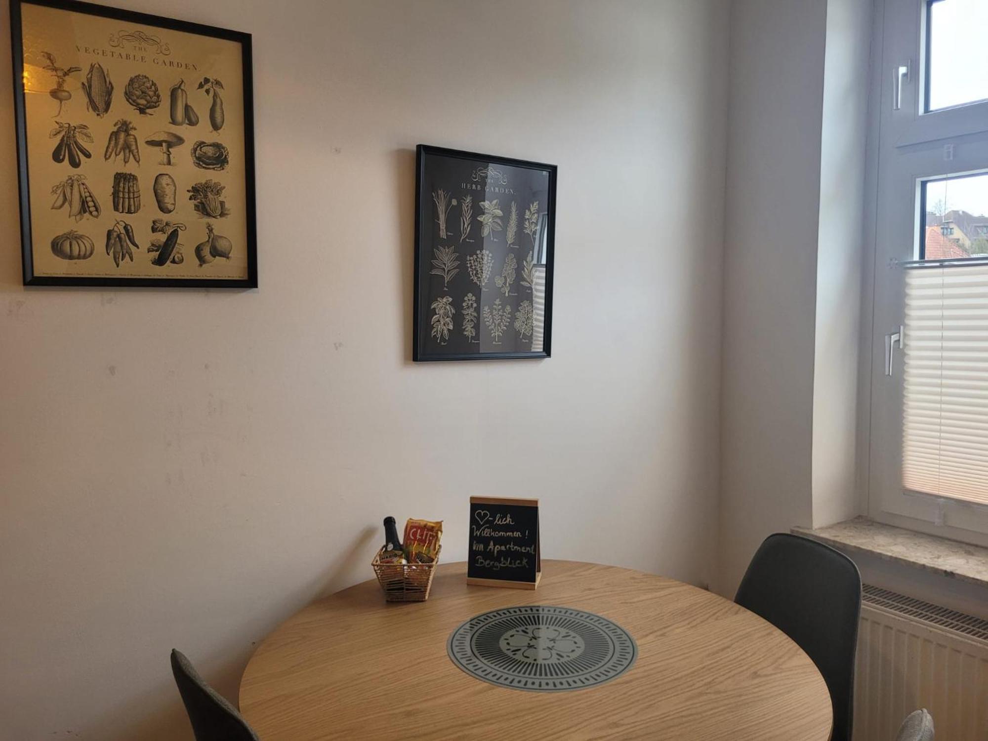 Stay Apartment Bergblick 4 Personen Parkplatz Zentral Bad Pyrmont Eksteriør bilde