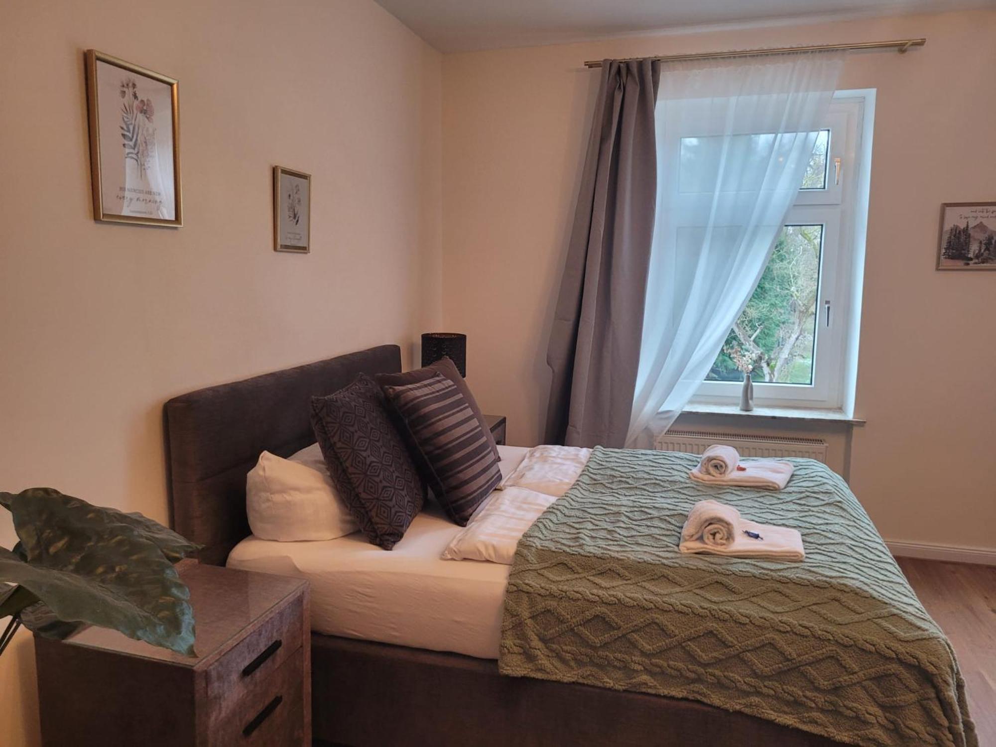 Stay Apartment Bergblick 4 Personen Parkplatz Zentral Bad Pyrmont Eksteriør bilde